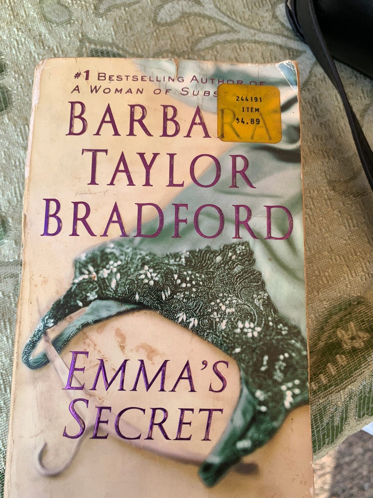 Emma’s secret by Babra Taylor Bradford